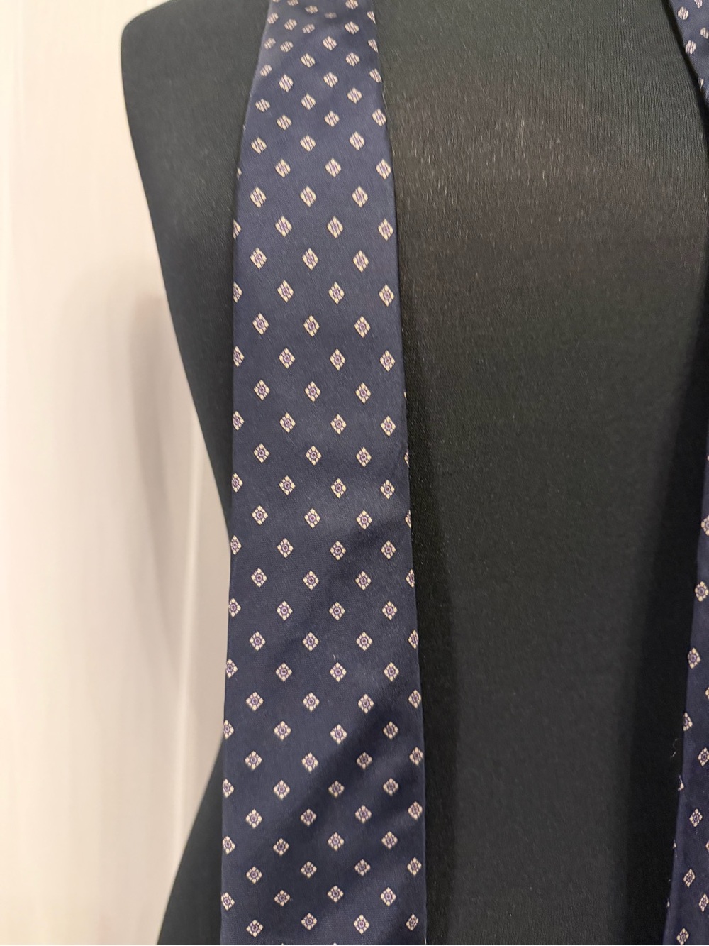 Bert Pulitzer 100% Silk Navy Blue Geometric Foulard Necktie Vintage Preppy - Picture 3 of 16